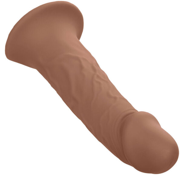 CALEXOTICS - EXTENSION PERFORMANCE MAXX RÉALISTE AVEC HARNAIS PEAU MARRON-CALEXOTICS-sextoys-lingerie-bdsm-hygiène-sexshop