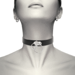 COQUETTE CHIC DESIRE – RAS DE COU DOUBLE ANNEAU EN CUIR VÉGAN