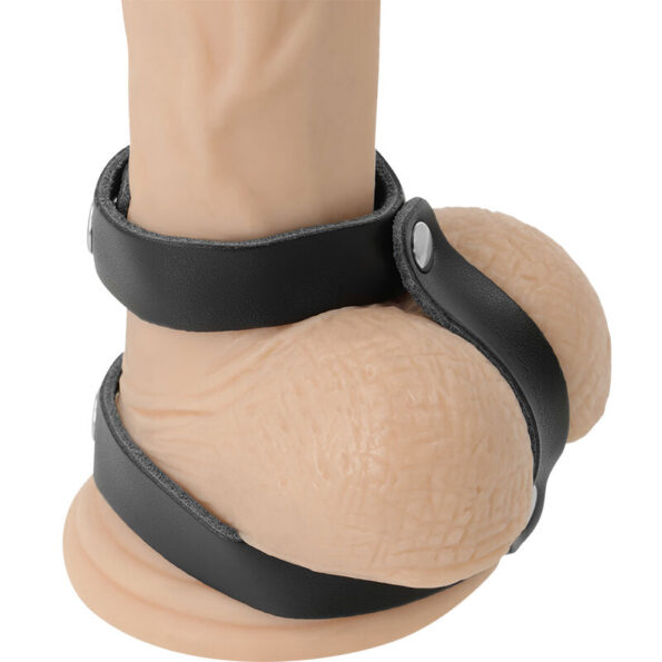 DARKNESS - ANNEAU DE PÉNIS ET TESTICULES RÉGLABLE EN CUIR-DARKNESS BONDAGE-sextoys-lingerie-bdsm-hygiène-sexshop