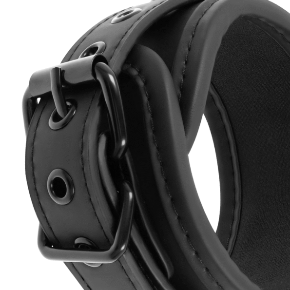 FETISH SUBMISSIVE - POSITION MAÎTRE AVEC 4 MENOTTES DOUBLÉES DE NOPRÈNE-FETISH SUBMISSIVE BONDAGE-sextoys-lingerie-bdsm-hygiène-sexshop