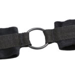 OHMAMA FETISH – MENOTTES DÉBUTANT