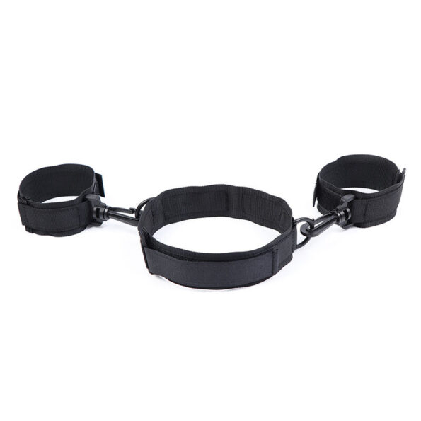 OHMAMA FETISH - MENOTTES ET COLLIER EN NYLON-OHMAMA FETISH-sextoys-lingerie-bdsm-hygiène-sexshop