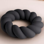 ROCKS-OFF – ANNEAU DE MASTURBATION EN SILICONE NOIR TWIST