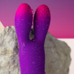 ROCKS-OFF – GLO-GIRL BUNNY VIBRATEUR FLEXIBLE VIOLET