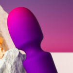 ROCKS-OFF – GLO-GIRL VIBRATEUR WAND MINI VIOLET